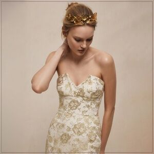 $7490 Oscar de la Renta Gold + Ivory Lace Sweetheart Runway Bridal Goddess Gown